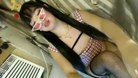  My Love online show from 01-27-25, 04:41