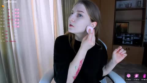 princessaalicc online show from 11-22-25, 08:02