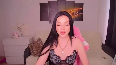 princessamira1 online show from 03-10-25, 03:01