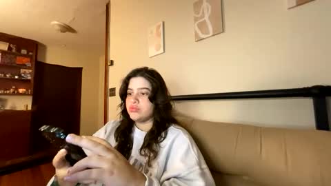 princessviccxo online show from 11-26-25, 04:35