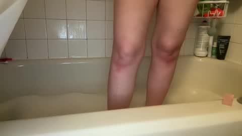 Snapshot of princessoftenis44 chatting on 02-28-25, 10:06 princessoftenis44 online show from 02-28-25, 10:06