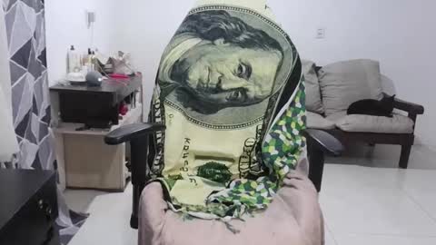 Snapshot of princessyummy chatting on 02-19-26, 10:17 Princess online show from 02-19-26, 10:17