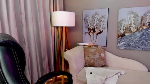 Priya Rose online show from 12-17-24, 06:31