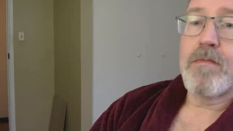 professor21255 online show from 11-11-25, 12:49