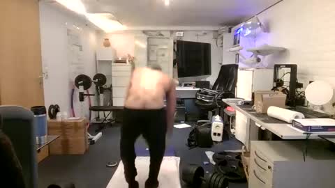 Snapshot of profsmartta chatting on 10-19-25, 03:51 profsmartta online show from 10-19-25, 03:51