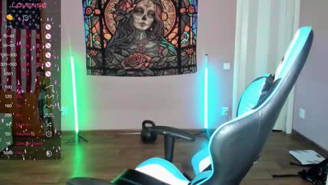 Snapshot of project_hisoka44 chatting on 10-29-25, 04:59 Di online show from 10-29-25, 04:59