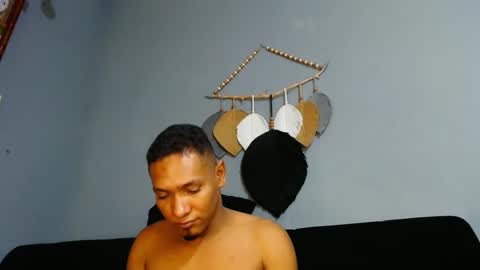 Grande y Gruesa online show from 01-08-25, 05:37