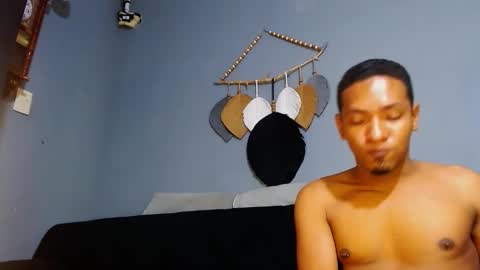 Grande y Gruesa online show from 02-08-25, 06:33