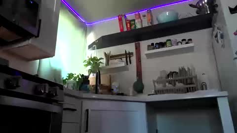 Snapshot of properfuct chatting on 10-16-25, 07:59 Properfuct online show from 10-16-25, 07:59