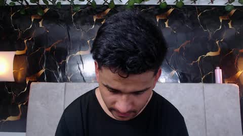 Adris  Juan online show from 04-03-26, 02:09