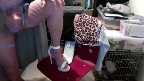 Snapshot of prrysport123 chatting on 02-12-26, 10:10 prrysport123 online show from 02-12-26, 10:10