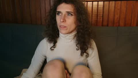 prxscillia_tx online show from 02-09-25, 06:16