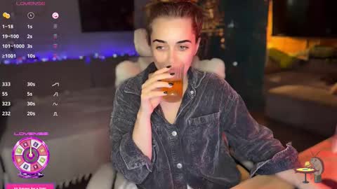 Queen of Pain online show from 09-18-25, 08:44