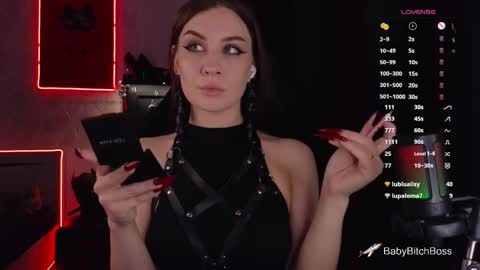 Snapshot of psy_vibe chatting on 09-11-25, 12:27 Elena online show from 09-11-25, 12:27