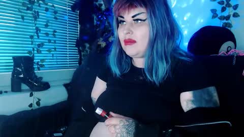 Snapshot of psychobitch69 chatting on 10-26-25, 02:34 OlivePsy online show from 10-26-25, 02:34