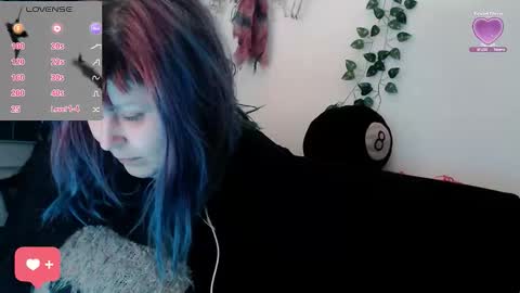 Snapshot of psychobitch69 chatting on 10-30-25, 09:26 OlivePsy online show from 10-30-25, 09:26