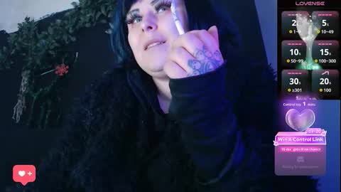 Snapshot of psychobitch69 chatting on 01-12-26, 07:41 OlivePsy online show from 01-12-26, 07:41