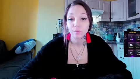 LUCY -----    online show from 02-08-25, 07:04