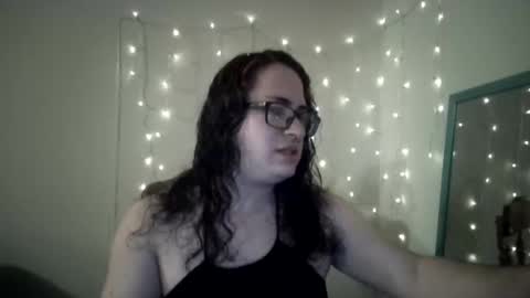 Snapshot of puddlessjersey chatting on 02-01-26, 04:55 Drowning Puddles online show from 02-01-26, 04:55