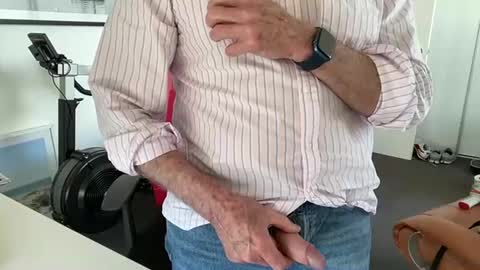 Snapshot of puffiest chatting on 01-16-25, 07:49 puffiest online show from 01-16-25, 07:49