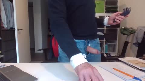 Snapshot of puffiest chatting on 09-10-25, 03:28 puffiest online show from 09-10-25, 03:28