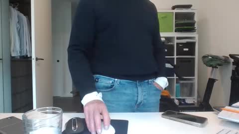 Snapshot of puffiest chatting on 09-17-25, 02:57 puffiest online show from 09-17-25, 02:57