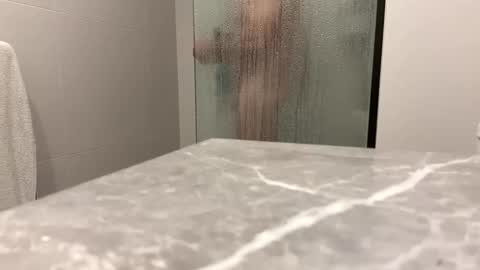 Snapshot of puffiest chatting on 10-13-25, 03:28 puffiest online show from 10-13-25, 03:28