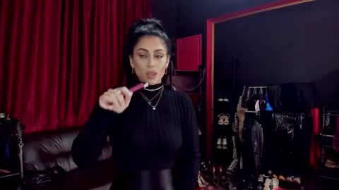 MissPuffyLove online show from 12-18-25, 07:53