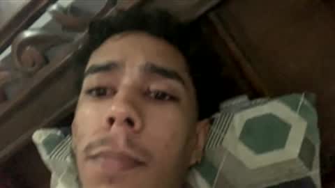 Snapshot of pulgarpaeznicoll2 chatting on 12-05-25, 05:27 pulgarpaeznicoll2 online show from 12-05-25, 05:27