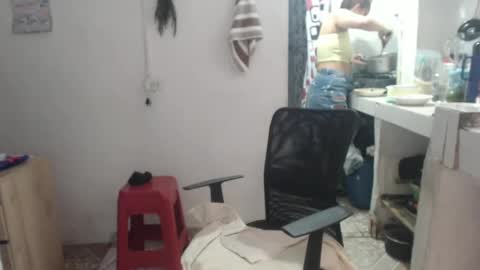 Snapshot of pummpummm chatting on 01-13-25, 09:42 pummpummm online show from 01-13-25, 09:42