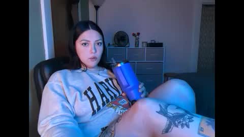 Pumpkin bunny online show from 09-10-25, 02:33