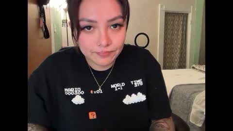 Pumpkin bunny online show from 10-15-25, 02:01