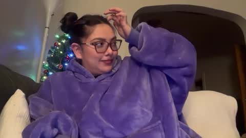 Pumpkin bunny online show from 11-30-25, 01:09