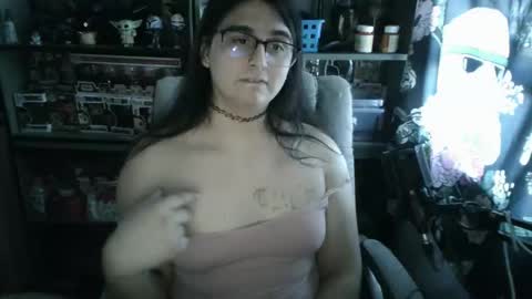 Snapshot of pup_cup69 chatting on 11-19-25, 08:31 Pup Cup69 online show from 11-19-25, 08:31