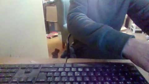 pup_y online show from 11-27-25, 06:32