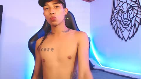 Snapshot of pupi_wolf chatting on 12-04-24, 08:51 Cris online show from 12-04-24, 08:51