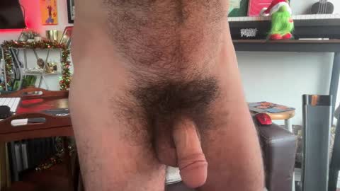 Pup Scritch online show from 11-21-25, 06:17