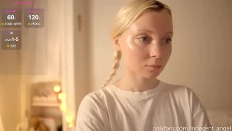 i dont do shows for free. watching here silently and waiting for me to start showing you something for free is useless online show from 12-24-24, 02:44