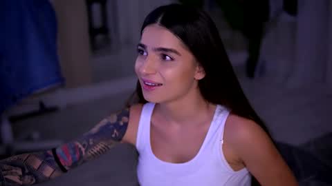 Emily online show from 11-03-25, 04:36