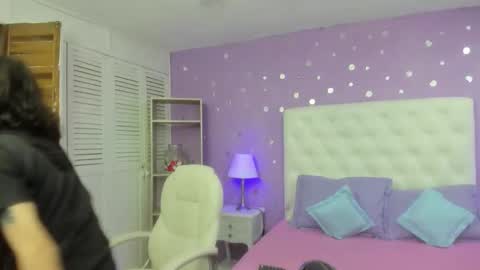 Snapshot of puretemptation_ chatting on 03-01-26, 01:35 Experienced guys online show from 03-01-26, 01:35