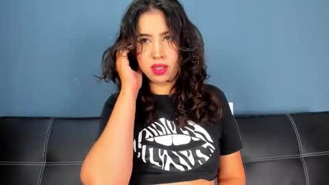 Snapshot of purplay_98 chatting on 12-18-25, 01:00 purplay_98 online show from 12-18-25, 01:00