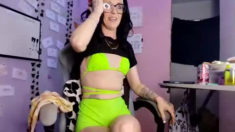 Purple2StayThnxxx online show from 12-04-25, 10:40