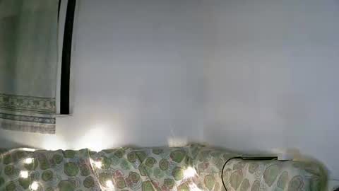 Lizzy online show from 11-06-25, 07:09