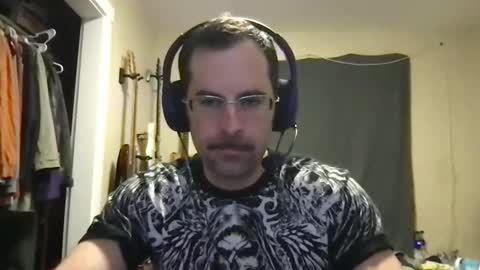 Purple online show from 11-21-25, 06:34