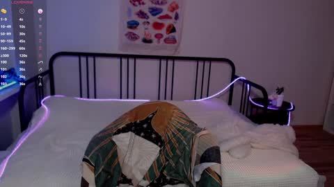 Francine online show from 12-25-24, 08:50