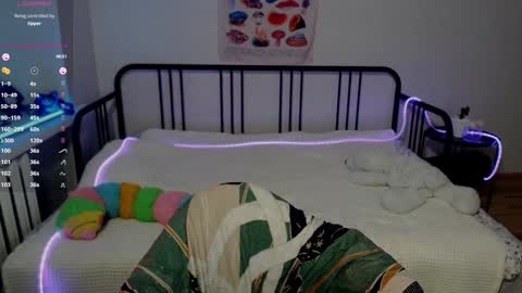 Francine online show from 12-27-24, 11:21