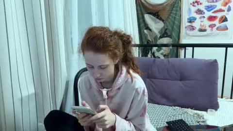 Francine online show from 11-12-25, 03:23