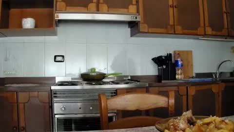 Mary online show from 01-26-25, 01:04