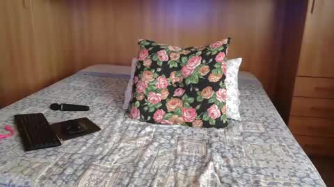 Mary online show from 02-06-25, 12:37