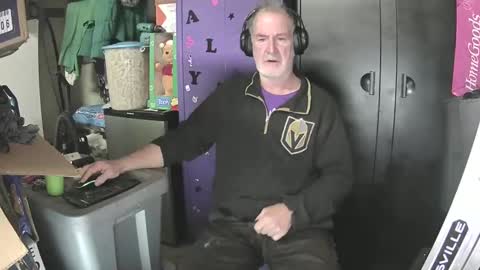 Mark online show from 12-20-24, 04:14